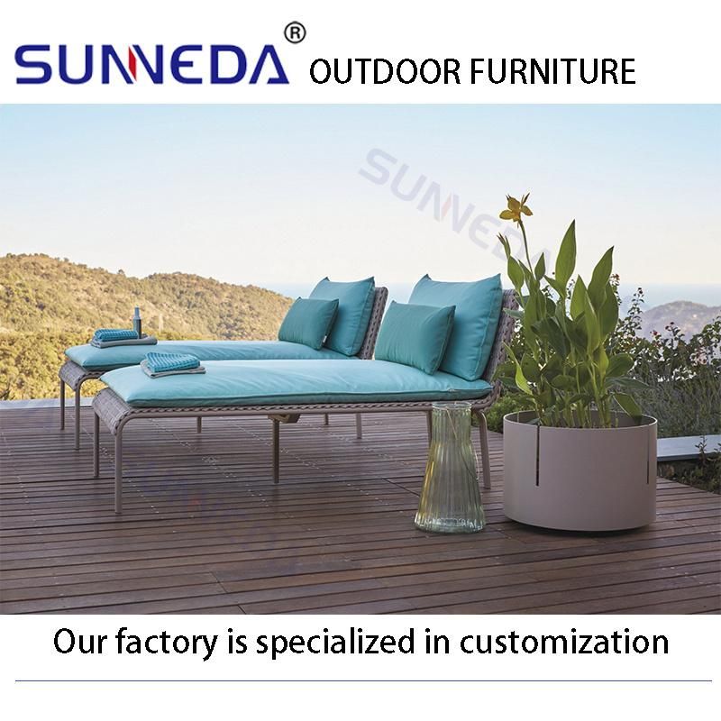Outdoor Furnitures Garden Leisure Luxury Woven Rattan Wicker Sofas with Chairs Table