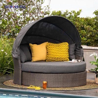 Factory Hot Selling Garden Outdoor Poolside Footstool Rattan Daybed Set