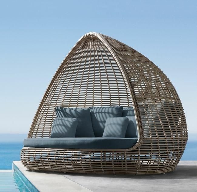 Skyline Design Shade Mushroom Rattan Garden Daybed