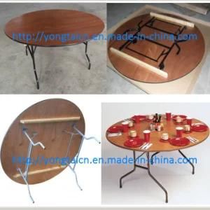 Round Plywood Folding Table (60&quot; Dia.)