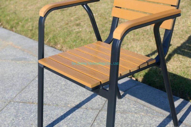 Commercial Used Outdoor Restaurant Garden Polywood Garden Chairs Set with Umbrella