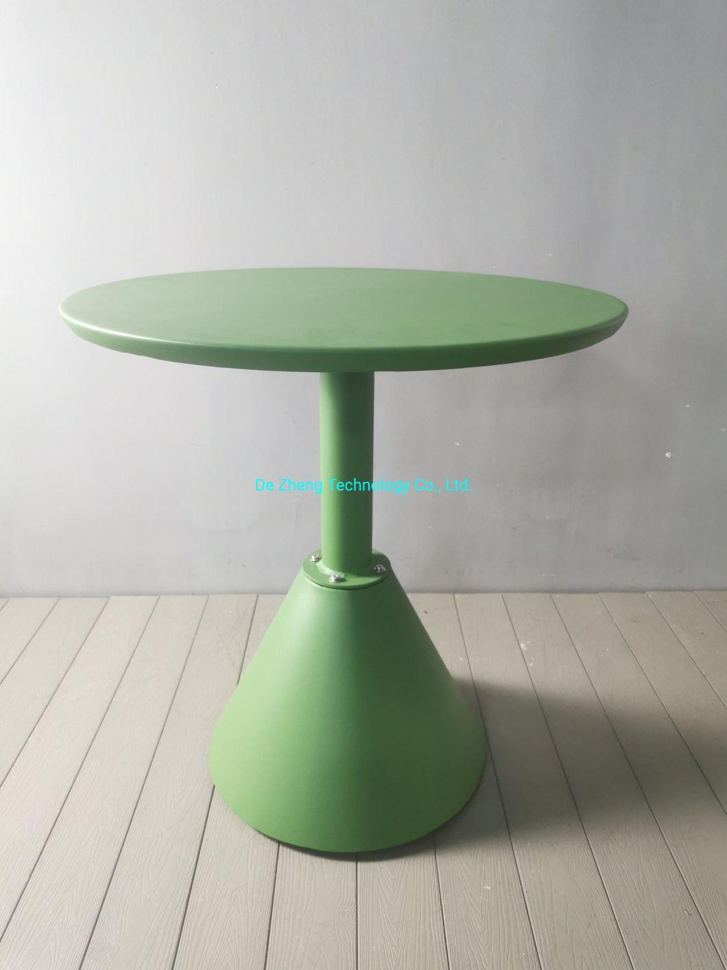 Loft Style Industrial Restaurant Table Furniture Metal Frame Wooden Top Dining Table Set for Cafe Bar Club