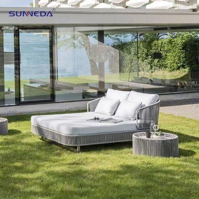 Sunneda Factory Custom Beach Double Day Bed with High Density Sponge