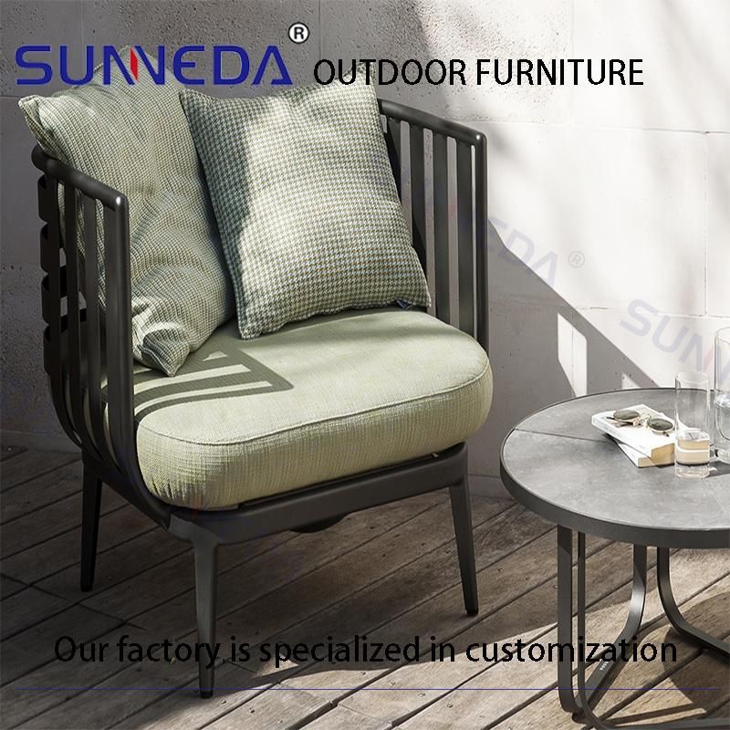 Stylish Double Chair with End Table