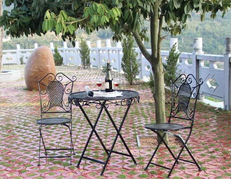 2017 New Folding Iron Garden Furniture Set
