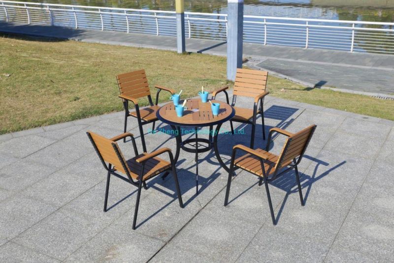 Commercial Used Outdoor Restaurant Garden Polywood Garden Chairs Set with Umbrella