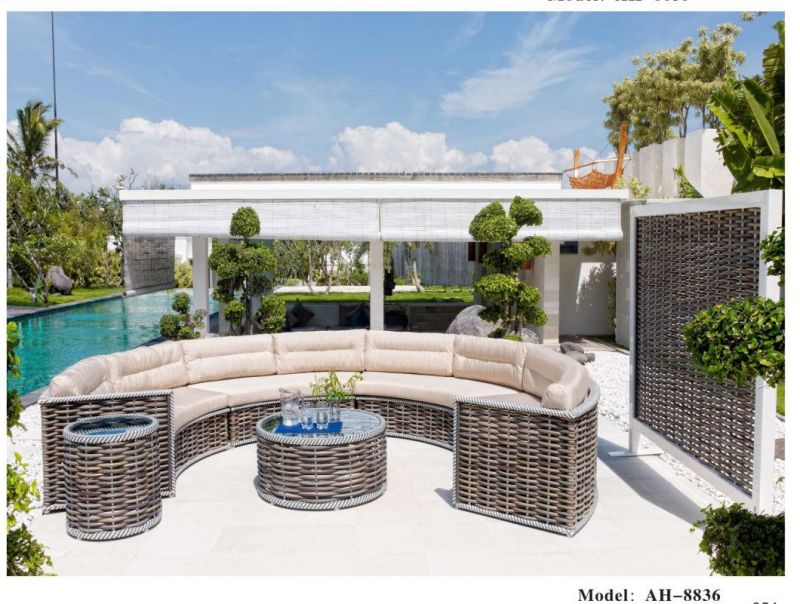Circle or Semi-Circled Wicker Outdoor Furniture Sets Combined with Sofa, Table and Cushion