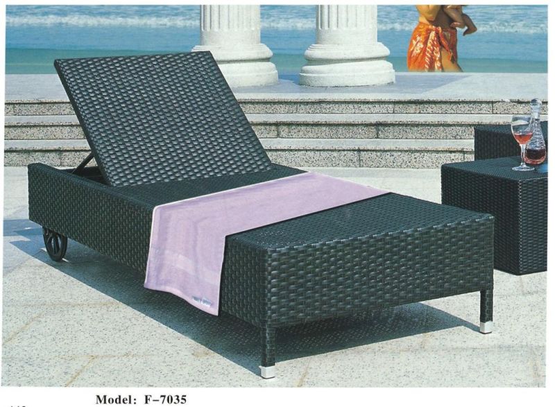 Outdoor Patio Chaise Lounge with Cushion Modern Adjustable Pool Lounge Furniture All-Weather PE Wicker Rattan Backrest Patio Lounger for Beach, Porch, Yard 1PC
