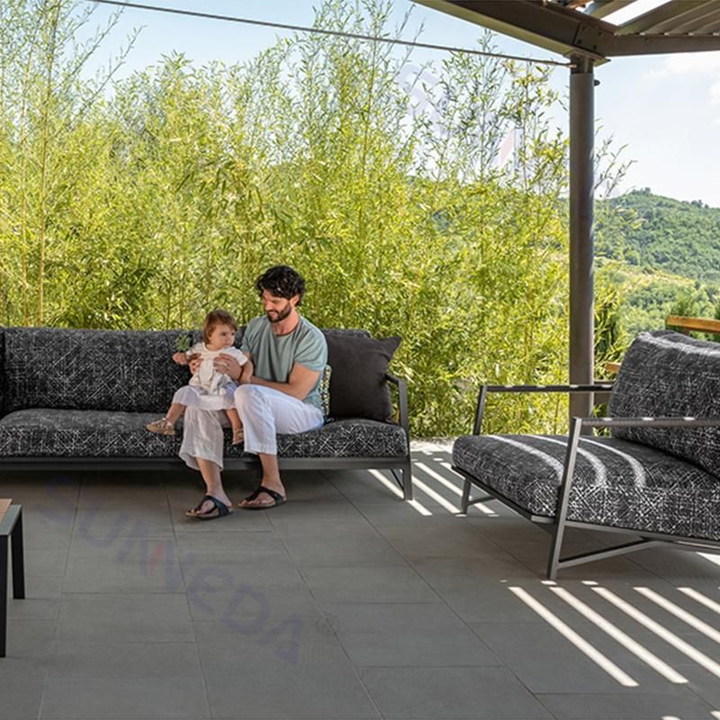 New Design Style Studio Patio Courtyard Lawn Outdoor Sofa Set