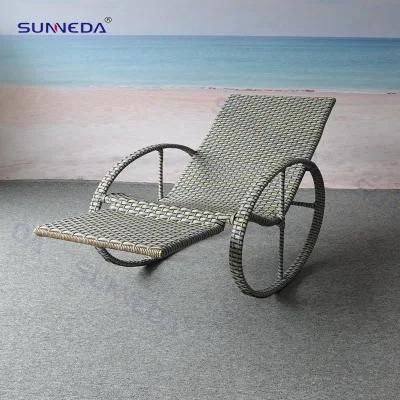 Garden Resort Hotel Wicker Furniture PE Rattan Sun Lounger
