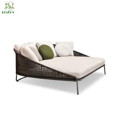 Luxury Outdoor Garden Rattan Wicker Lounge Sunbed