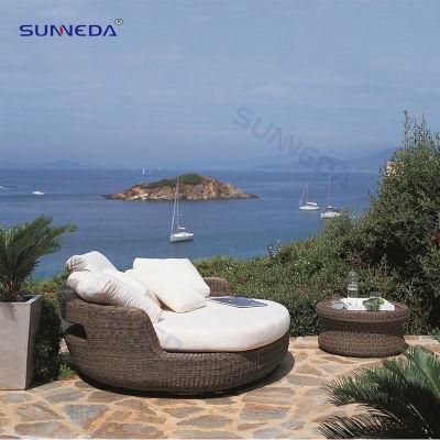 Trade Guarantee Customized Round Rattan Luxury Commercial Outdoor Garden Daybed