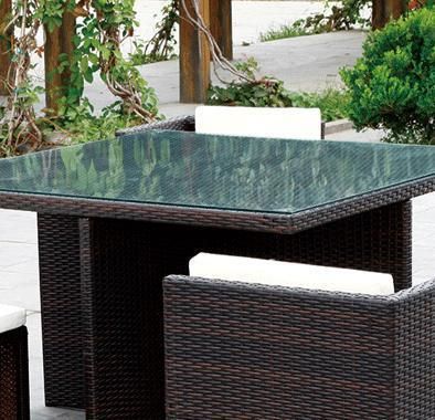 Outdoor Garden Furniture Set (one table and four chairs)
