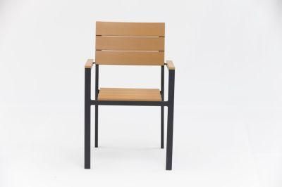 Factory Supplied Modern Style Restaurant Table and Chair Set Dining Polywood Chair Set with Arm