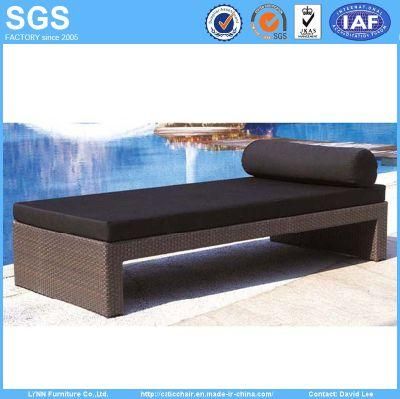 Rattan Beach Furniture Waterproof Outdoor Lounger