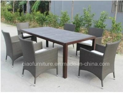 China Furniture Patio Dining Set Outdoor Rattan Chair and Table