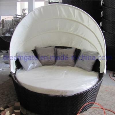 Pormotional Price High Quality Garden Furniture Rattan Swimming Pool Sunbed