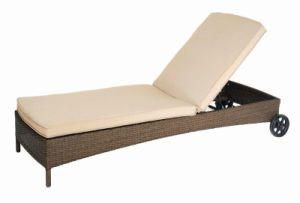 Garden Aluminum Rattan Wicker Lounge Furniture Chaise Lounge Sunbed