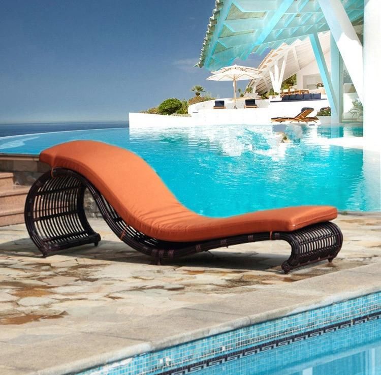 Wholesale Outdoor Leisure Furniture Swimming Pool Rattan Weaving Lounge Chair