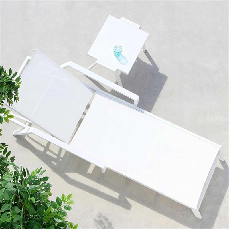 Outdoor Garden Furniture Foldable Lying Lounge in Textilene Beach Chair