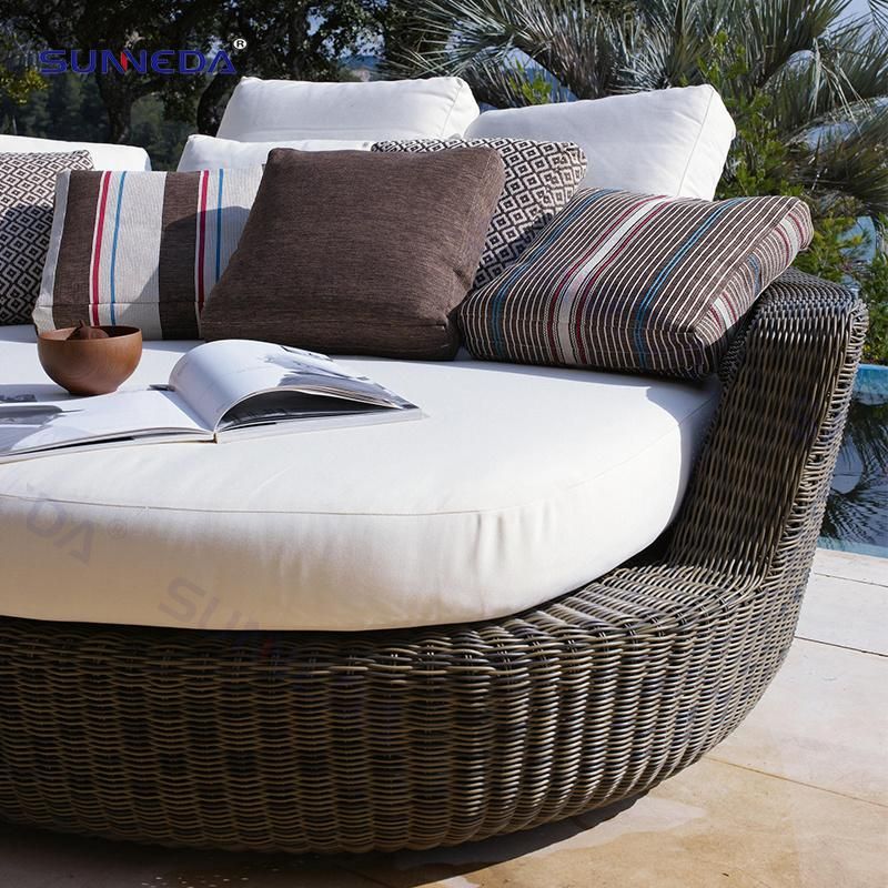 Garden Sunbed Leisure Rattan Aluminum Lounge Courtyard Furniture