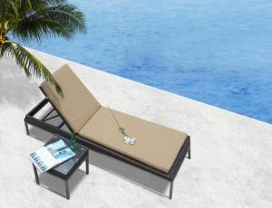 Beach Wicker Sun Lounger with Metal Legs