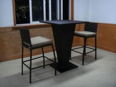Well Furnir Rattan Outdoor Bistro Set with Table