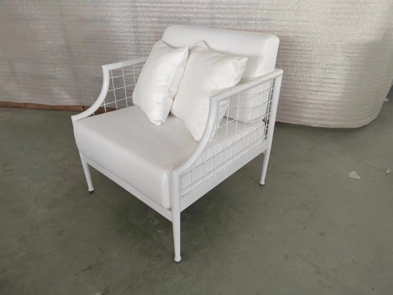 New Event Furniture Aluminum Leisure Armchair with Custhions for Garden Poolside Patio Modern Outdoor Lounge Chair