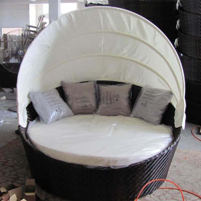 Leisure Outdoor Lounge Beach Chair Rattan Garden Sunbed with Canopy