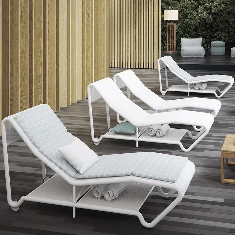 Beach Outdoor Sunlounge with Strong Load Bearing Aluminum Frame