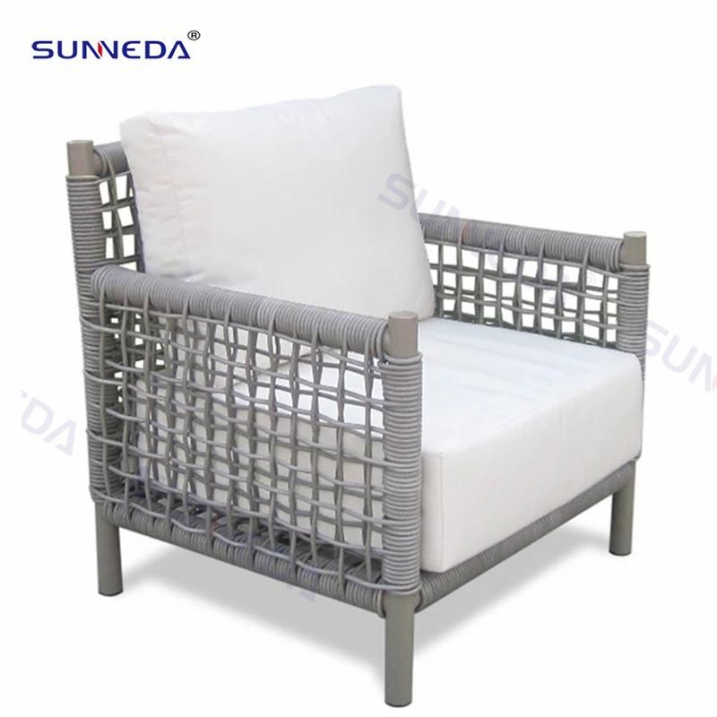 Modern Design Patio Commercial Outdoor Furniture Table and Chairs Set