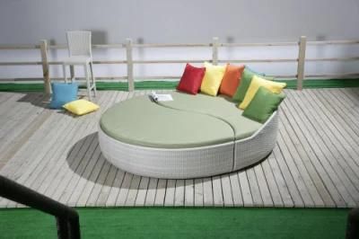 Double Customized Darwin Foshan Grey Rattan Patio Daybed for Sale