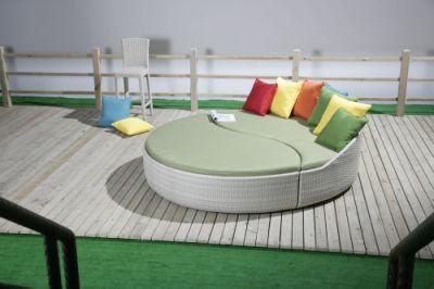 Customize Modern Darwin Customized Foshan Grey Rattan Large Outdoor Daybed