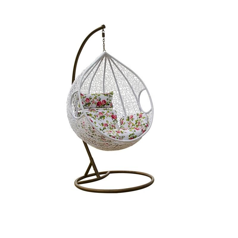 Beautiful Luxury Garden Patio Wicker Hanging Outdoor Garden Swing Chair