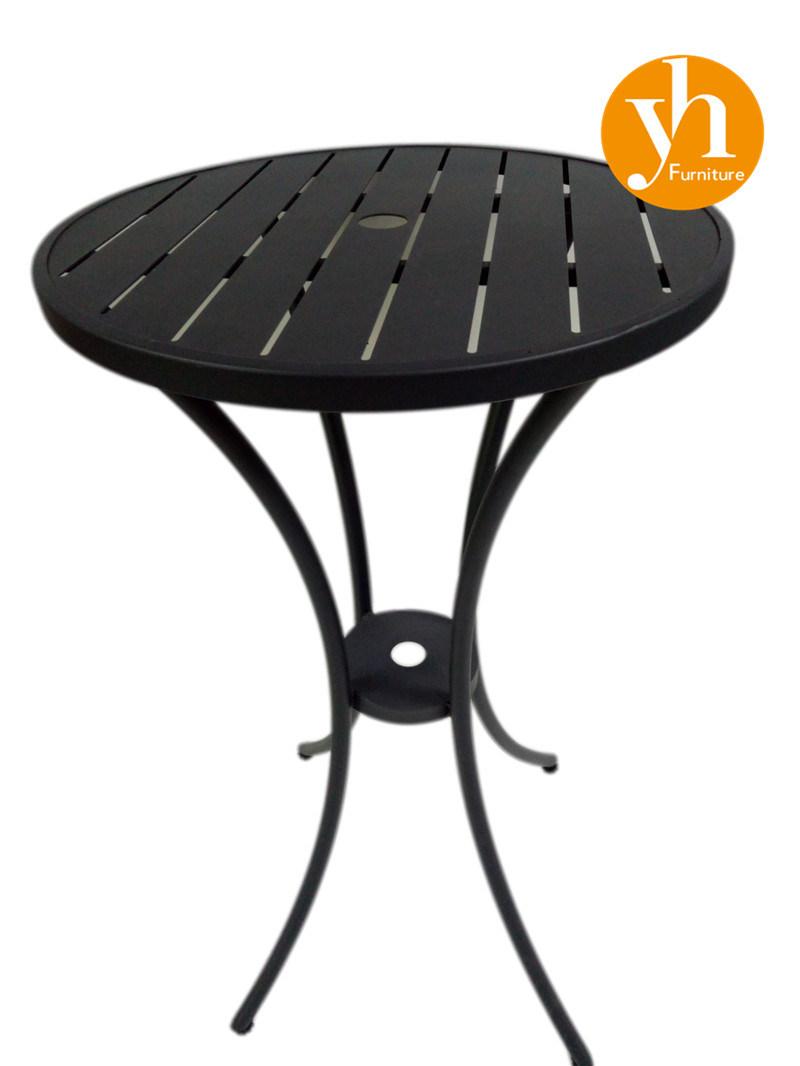 Outdoor Furniture Wedding Rental Stackable Cross Back Chairs Moon Chair Leisure Chair Coffee Shop Folding Chair