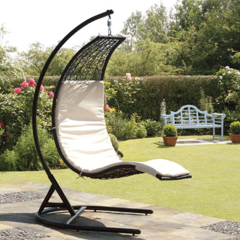 Hot Selling Modern Style Garden Rattan Egg Swing Chair with or Without Cushion Hanging Chair