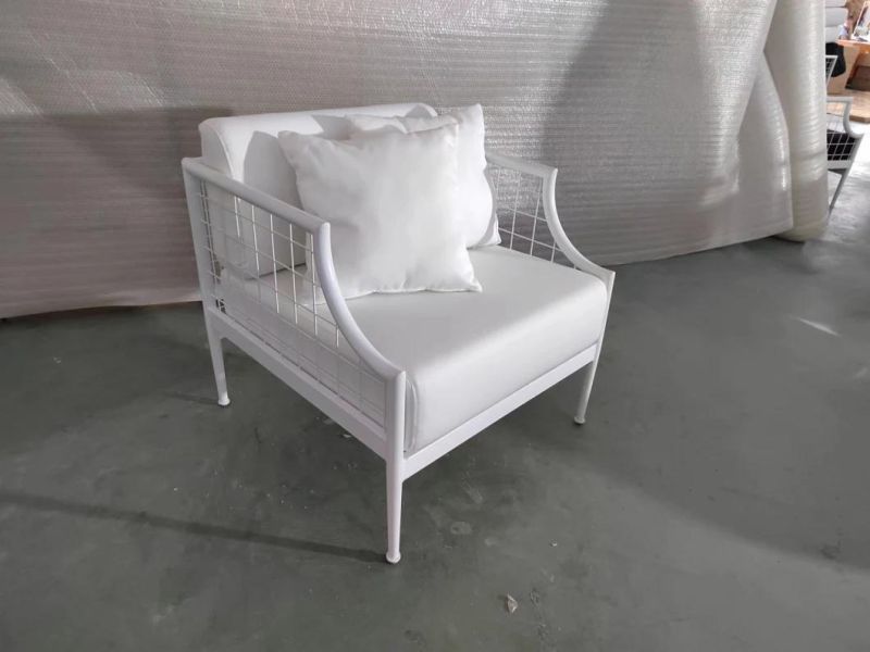 New Event Furniture Aluminum Leisure Armchair with Custhions for Garden Poolside Patio Modern Outdoor Lounge Chair