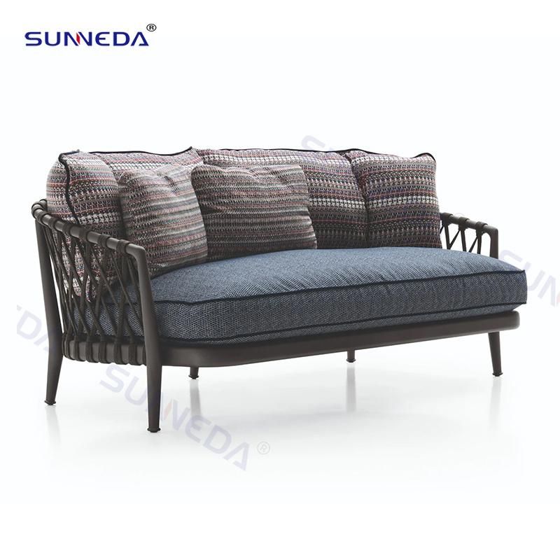 Leisure Patio Sofa Bed Aluminum Garden Daybed Outdoor Furniture