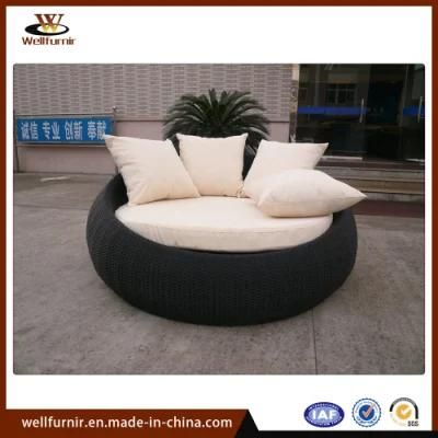 Outdoor Furniture All Weather Rattan Daybed with Pop up Trundles