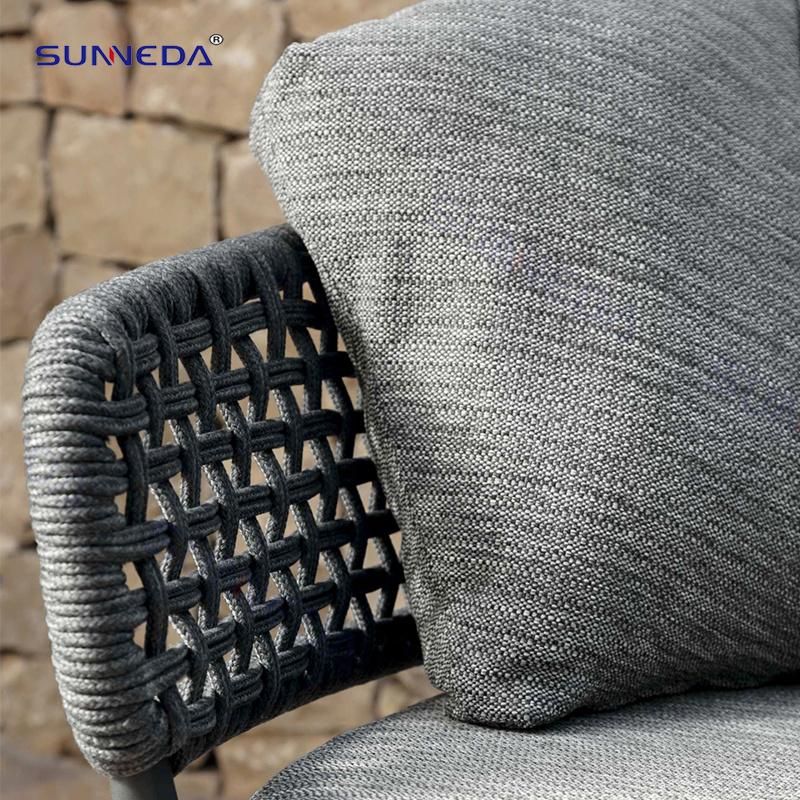 Indoor or Outdoor Commercial Sofa with Aluminium Frame
