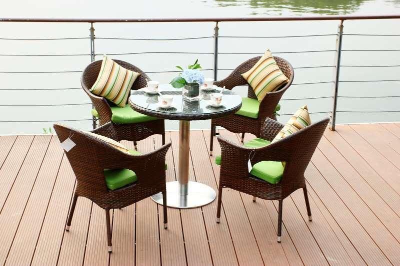 Garden Furniture Rattan Chair and Table Set with Glass Cover for Outdoor Patio Hotel Bar Cafe Furniture