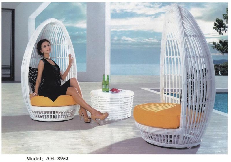 Modern Contemporary Outdoor Patio Daybed Rattan/Wicker for Sale