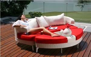 Hot Sale Rattan Sunbed Round Lounger Waterproof Beach Sun Lounger Garden Sets Furniture Outdoor Chaise Lounge