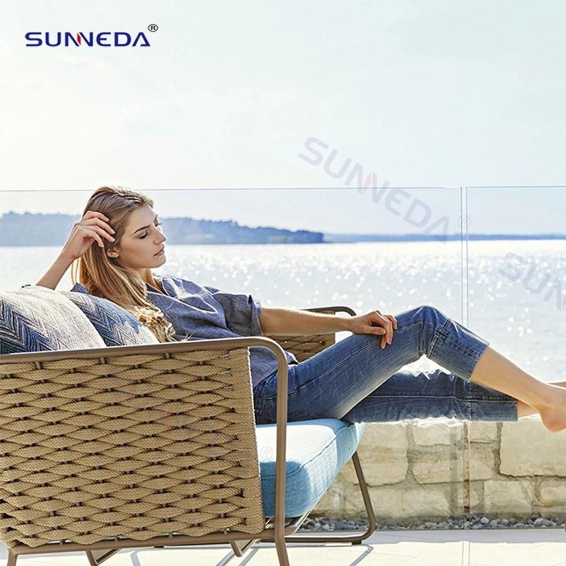 Leisure Comfortable Outdoor Aluminum Sofa and Table with HPL Board