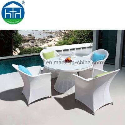 PE Rattan Patio Outdoor Furniture Wicker Outdoor Garden Table and Chairs Set
