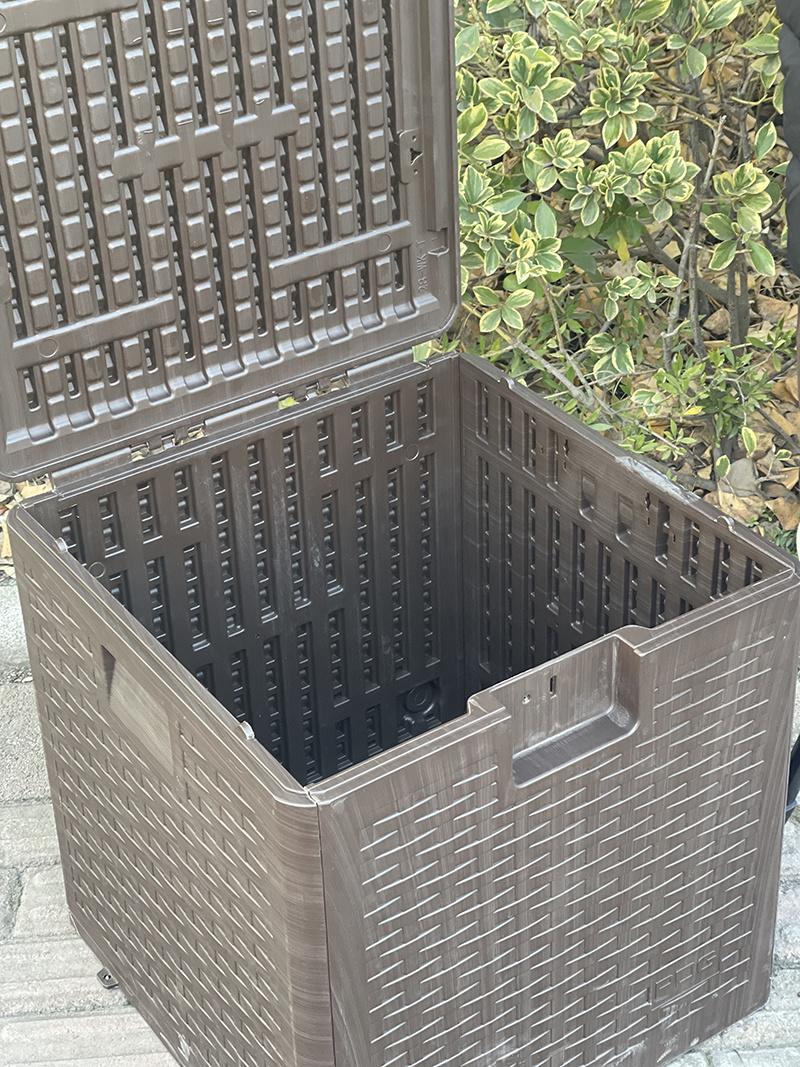Weatherproof 28 Gallon 100% Plastic Lockable Garden Storage Deck Box Outdoor