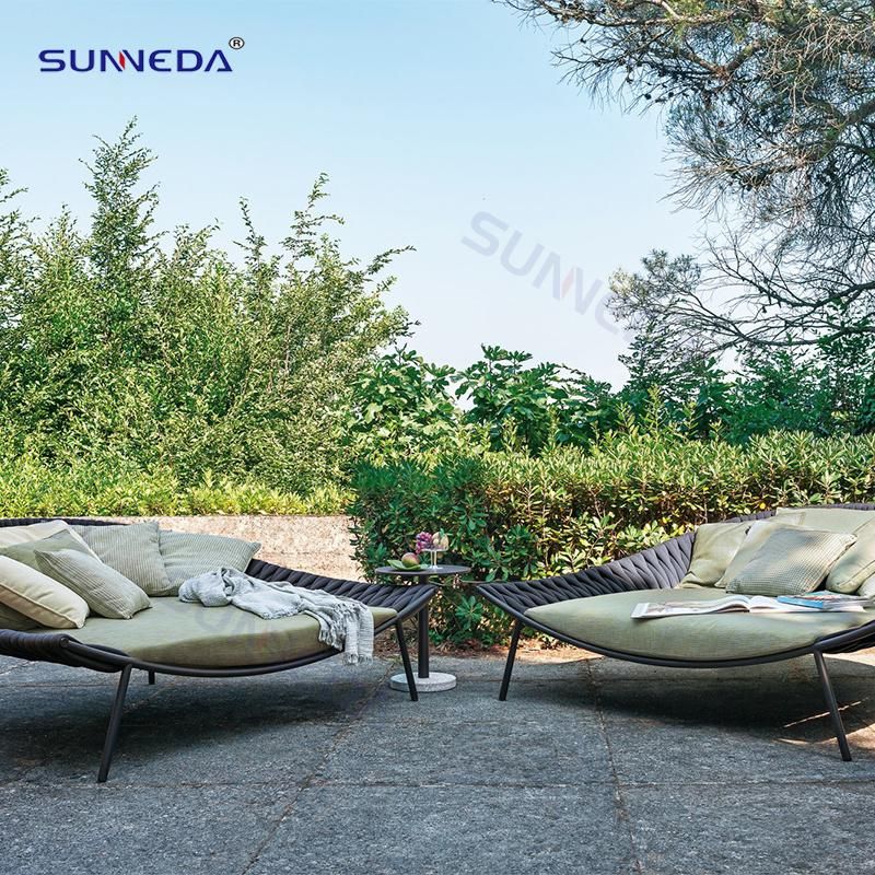 High Quality Comfortable Outdoor Wicker Daybed Furniture Patio Wicker Webbing Pool Garden Daybed