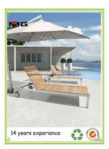 Outdoor Furniture Teak Solid Wood Sun Loungers with Wheels