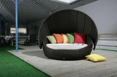 New Darwin Modern Customized Foshan Garden Day Beds Outdoor Sunbed Round Rattan Daybed