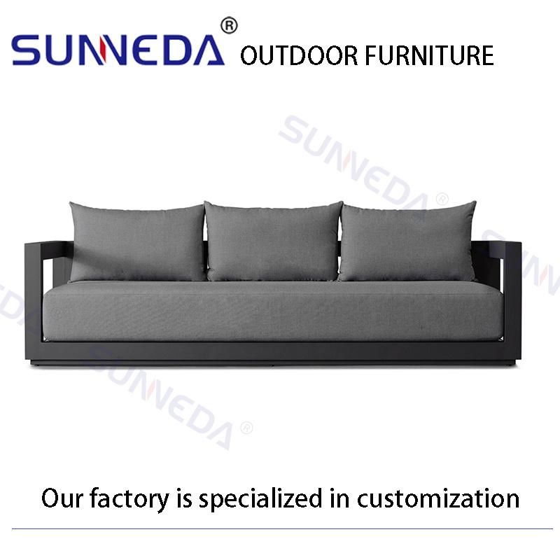 Modern Outdoor Family Sofa with Aluminum End Table